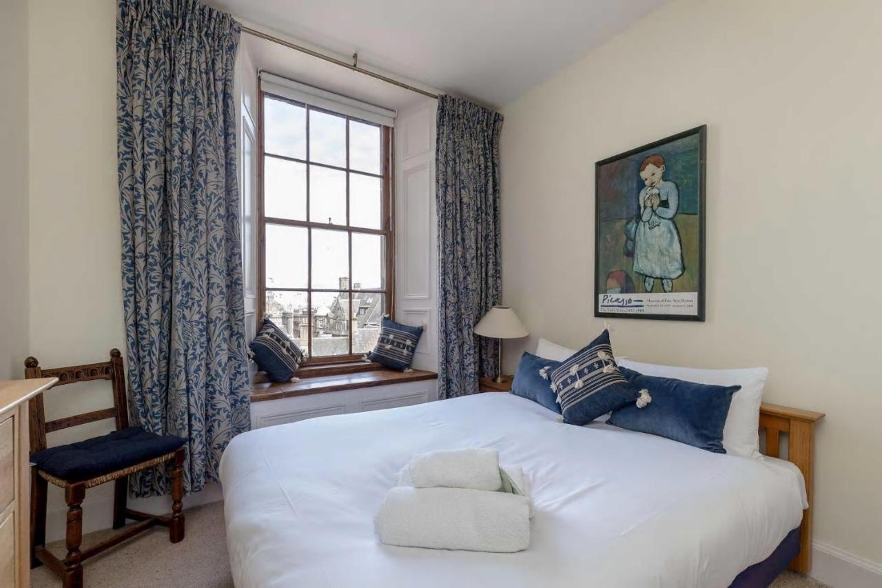 Apartamento Stunning Panoramic Views: Heart Of The Royal Mile Edimburgo Exterior foto