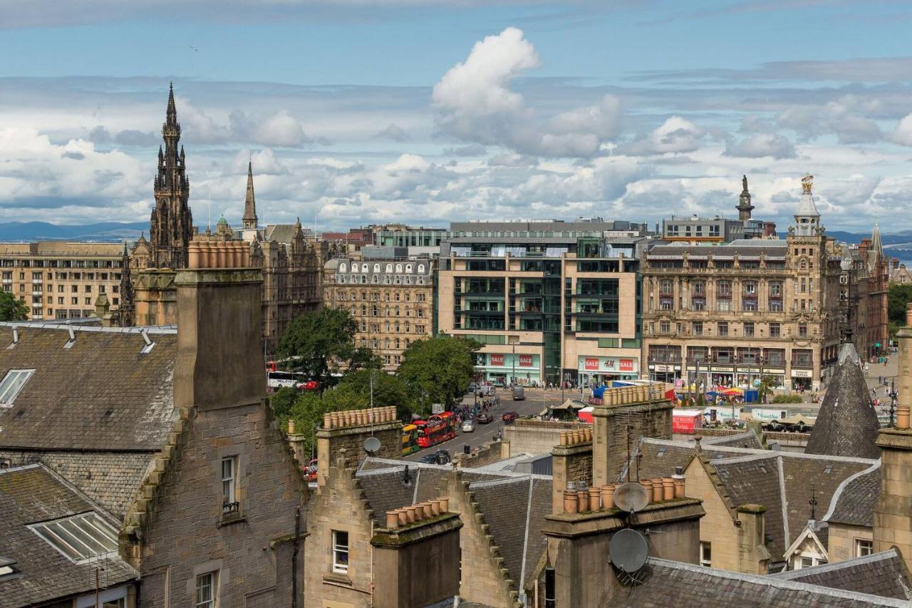 Apartamento Stunning Panoramic Views: Heart Of The Royal Mile Edimburgo Exterior foto