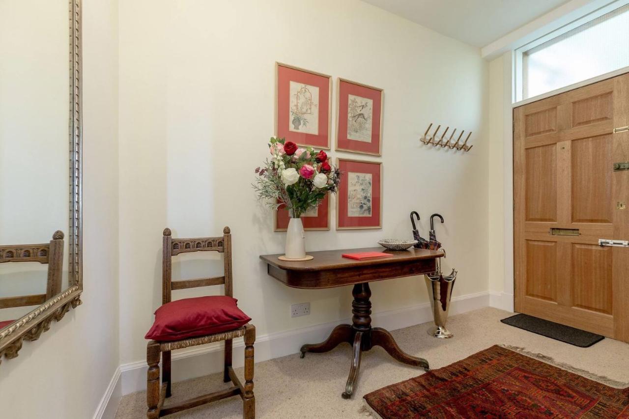 Apartamento Stunning Panoramic Views: Heart Of The Royal Mile Edimburgo Exterior foto